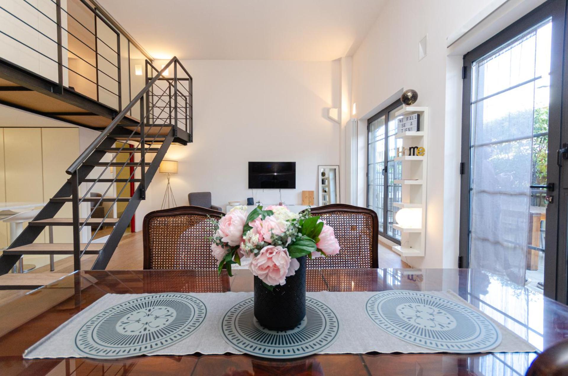 Vivimihome Loft Su Due Livelli Con Terrazzo Milaan Buitenkant foto