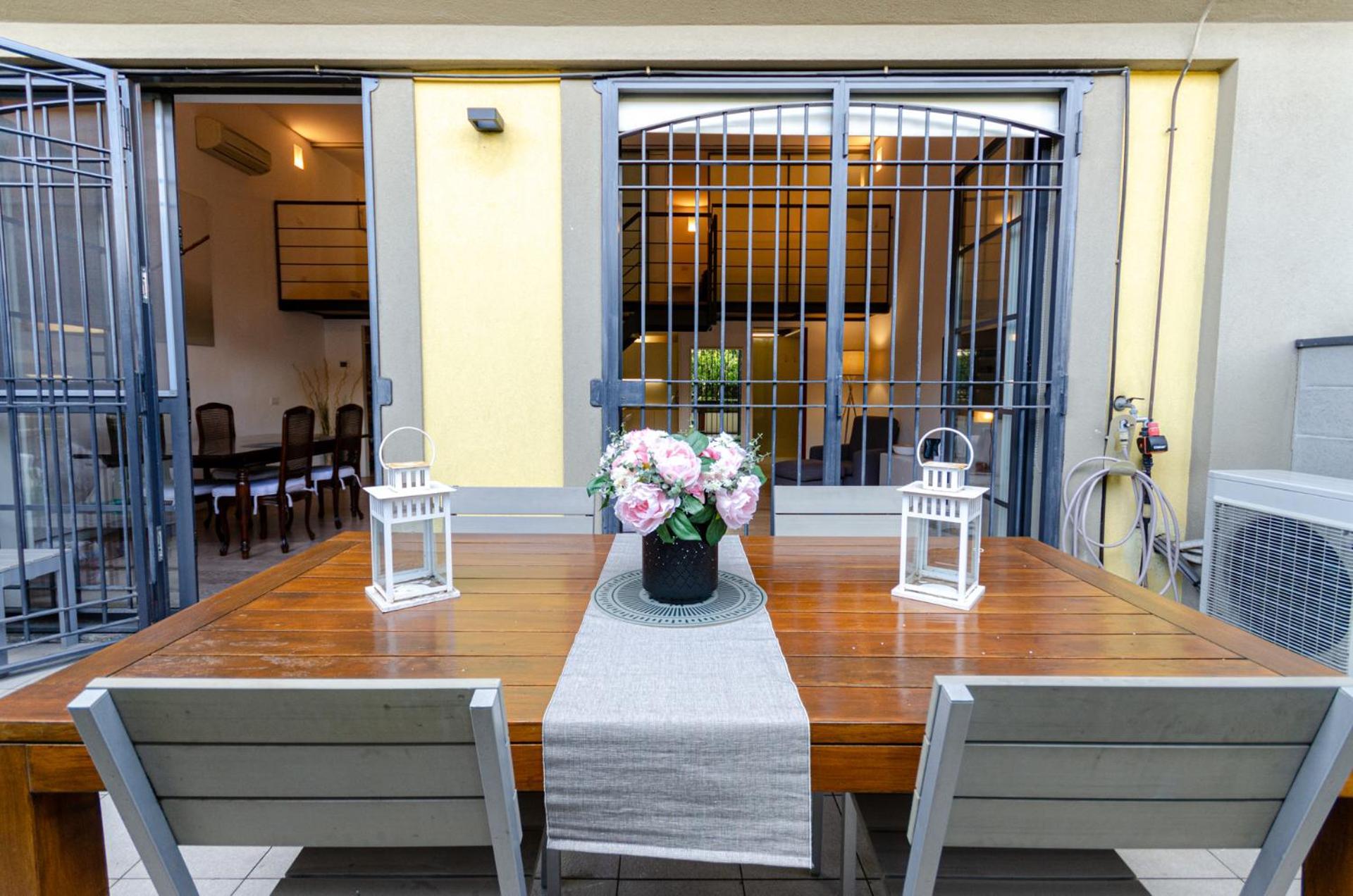 Vivimihome Loft Su Due Livelli Con Terrazzo Milaan Buitenkant foto