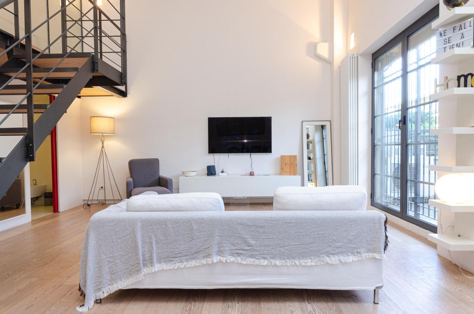 Vivimihome Loft Su Due Livelli Con Terrazzo Milaan Buitenkant foto