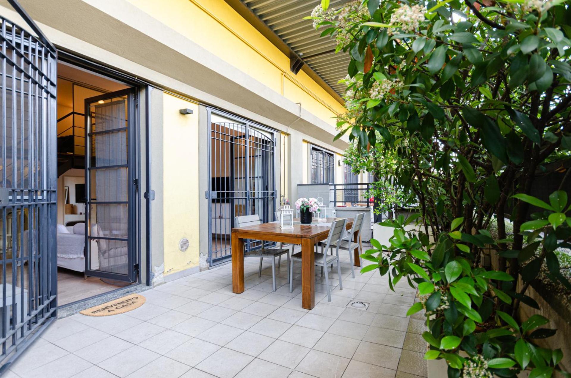 Vivimihome Loft Su Due Livelli Con Terrazzo Milaan Buitenkant foto