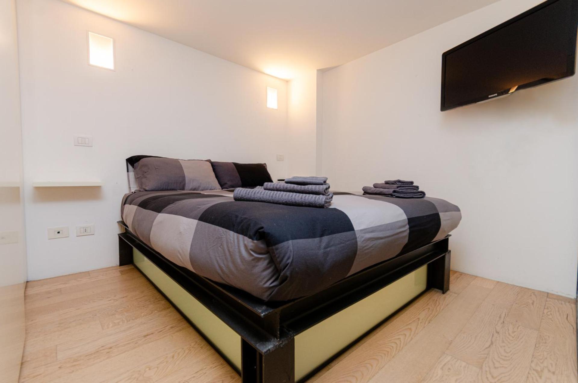 Vivimihome Loft Su Due Livelli Con Terrazzo Milaan Buitenkant foto